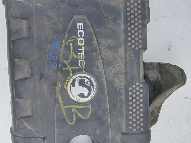 Opel Insignia 2.0 Cdti diesel a20dth Felső Motorburkolat