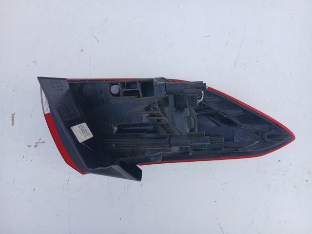 17400 Opel Astra K kombi  Jobb hátsó Lámpa