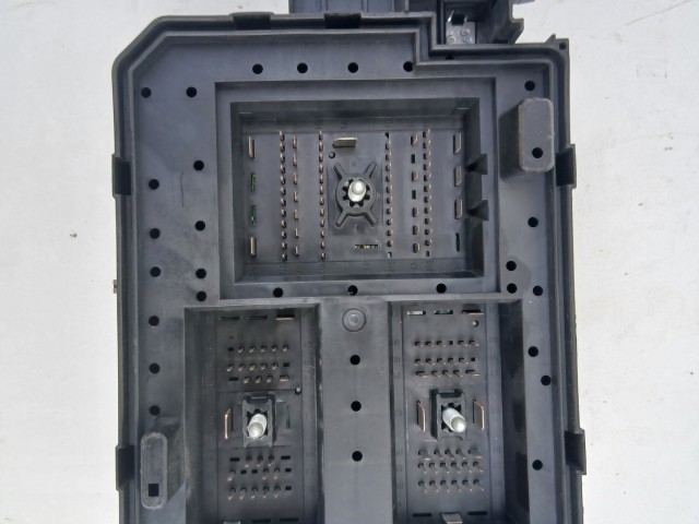 Opel Corsa E 2014- 2014-2019 Biztositéktábla