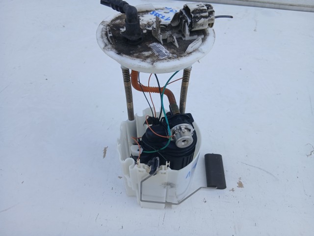 Opel Astra J Zafira C Üzemanyag szivattyú Benzin szivattyú