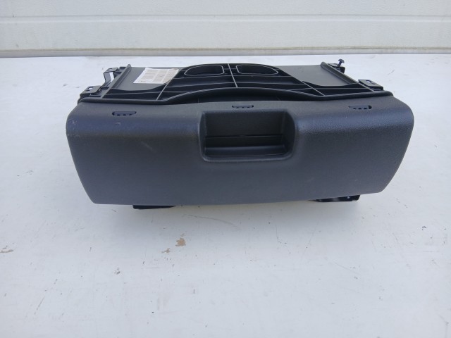 Opel Meriva B Ülés alatti tároló