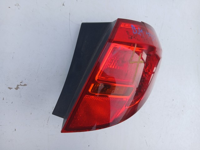 17377 Opel Meriva B 2010-2017 Lámpa , Fényszóró Használt  Jobb hátsó
