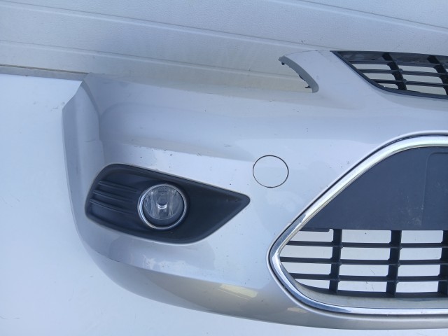 17356 Ford Focus II. 2008-2011 első Lökhárító Ezüst 