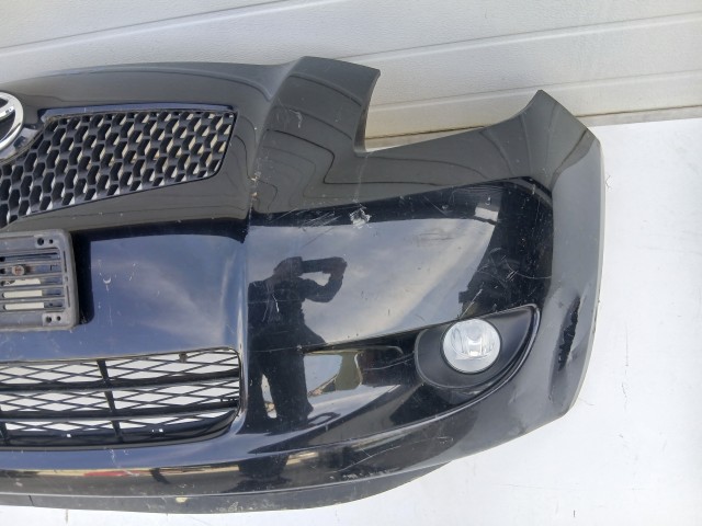 17354 Toyota Yaris II. 2005-2011(xp90) 2005-2011 első Lökhárító Fekete