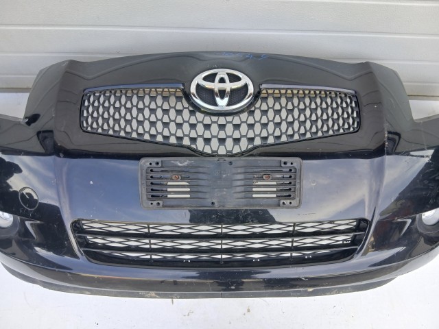 17354 Toyota Yaris II. 2005-2011(xp90) 2005-2011 első Lökhárító Fekete