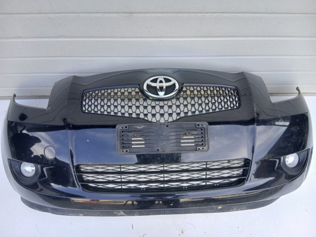 17354 Toyota Yaris II. 2005-2011(xp90) 2005-2011 első Lökhárító Fekete