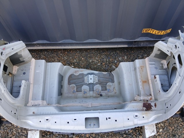 Opel Astra K Kombi 2015-2021 Hátfal 