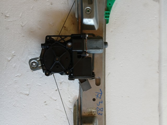 Ablakemelő Szerkezet Elektromos