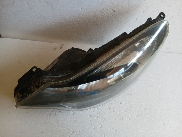 17392 Opel Corsa D 2006-2014 Bal első Lámpa Fényszóró