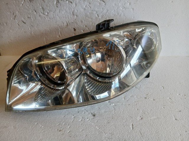 173999 Fiat Punto III. 2003-2010 Bal első Lámpa Fényszóró