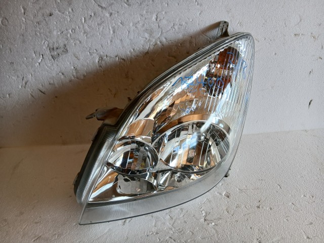 17410 Toyota Corolla Verso 2004-2009  Bal első Lámpa Fényszóró