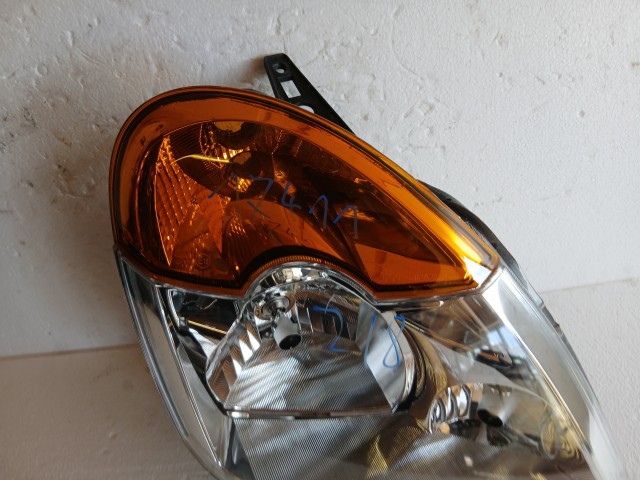 17411 Renault Modus 2007 Jobb első Lámpa Fényszóró