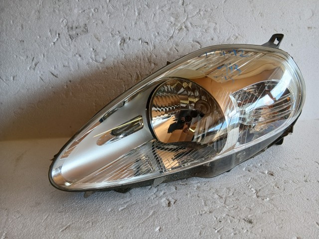17412 Fiat Grande Punto  2005-2009 Bal első Lámpa Fényszóró
