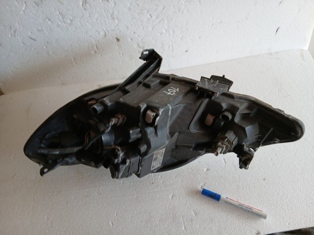 17420 Peugeot 107 2005-2014  Jobb első Lámpa Fényszóró