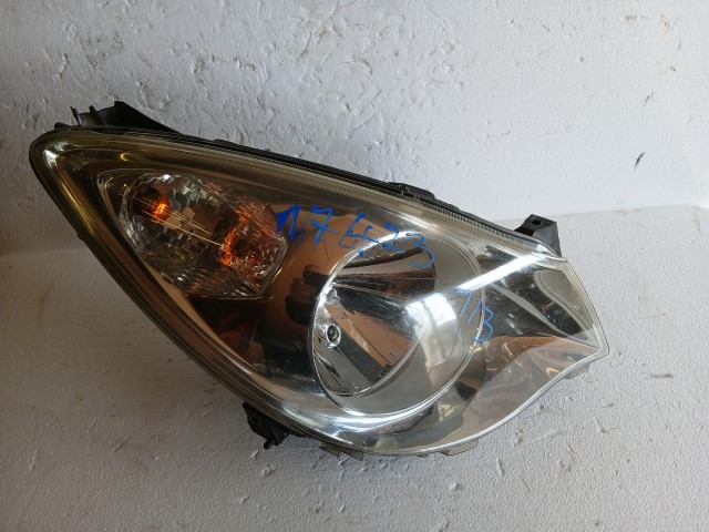 17423 Opel Agila B 2007-2014 Jobb első Lámpa Fényszóró