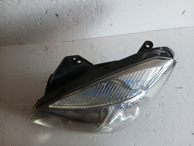 17425 Kia Rio 2005-2011 2005-2011 Bal első Lámpa Fényszóró