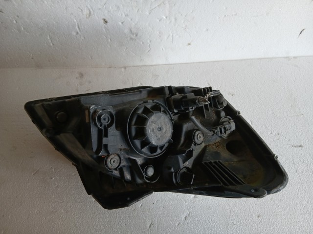 17425 Kia Rio 2005-2011 2005-2011 Bal első Lámpa Fényszóró