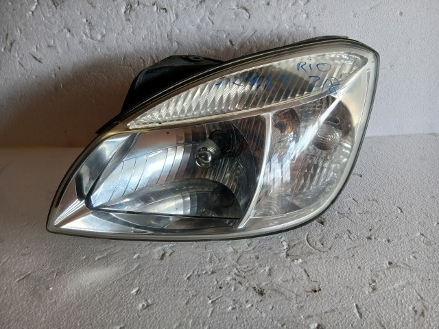 17425 Kia Rio 2005-2011 2005-2011 Bal első Lámpa Fényszóró