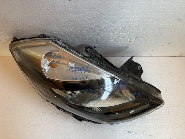 17436 Renault Clio III. Jobb első Lámpa Fényszóró