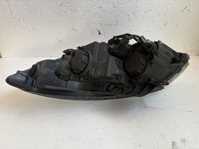 17432 Kia Ceed I. (ED) 2007-2012 Jobb első Lámpa  Fényszóró