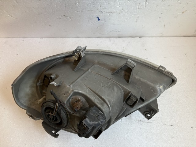 17433 Renault Trafic II. 2001 Jobb első Lámpa Fényszóró