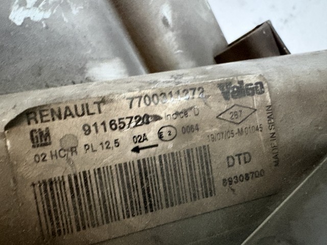 17433 Renault Trafic II. 2001 Jobb első Lámpa Fényszóró