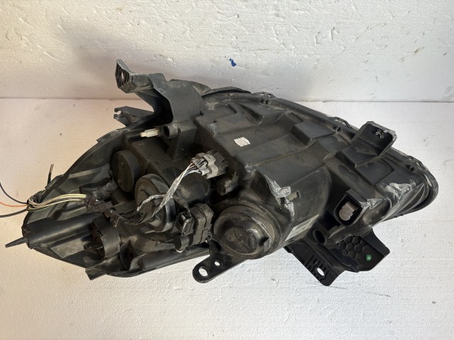 17437 Renault Clio III.  Jobb első Lámpa  Fényszóró