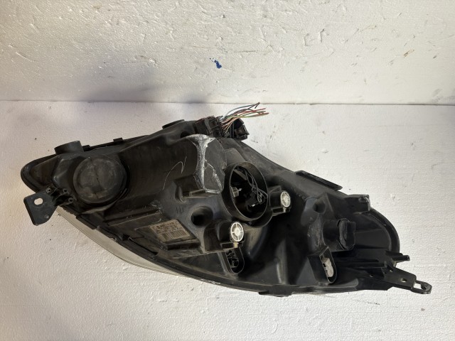 17443 Suzuki SPLASH 2008-2014 Bal első Lámpa Fényszóró