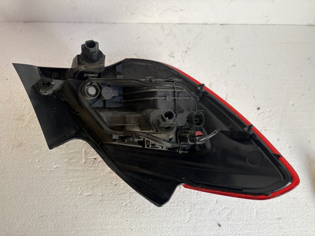 17445 Opel Corsa E  Jobb hátsó Lámpa 5 ajtós