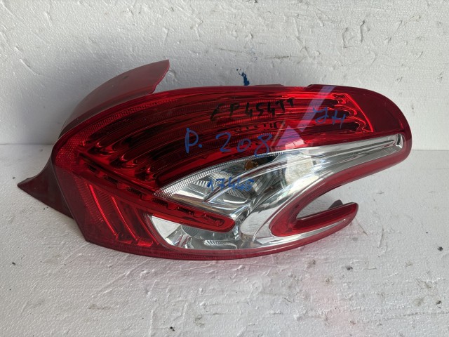 17446 Peugeot 208 Jobb hátsó Lámpa