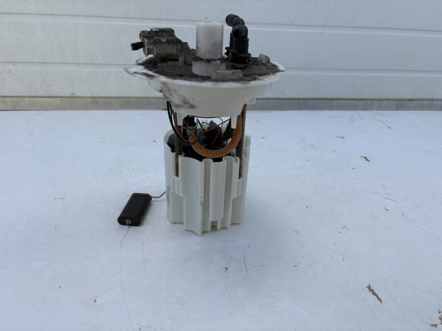 Opel Astra J 2009-2015 Üzemanyag szivattyú Használt