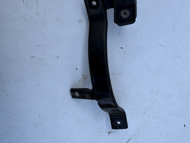 Opel Astra K 2015-2021 jobb első Lámpa tartó