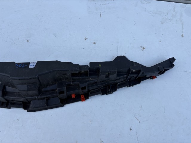 Opel Insignia 2008-2016 zárhíd takaró Használt