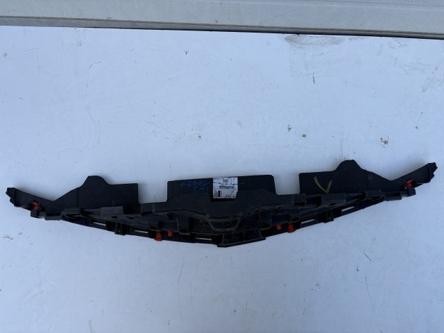 Opel Insignia 2008-2016 zárhíd takaró Használt