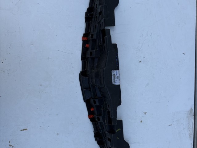 Opel Insignia 2008-2016 zárhíd takaró Használt