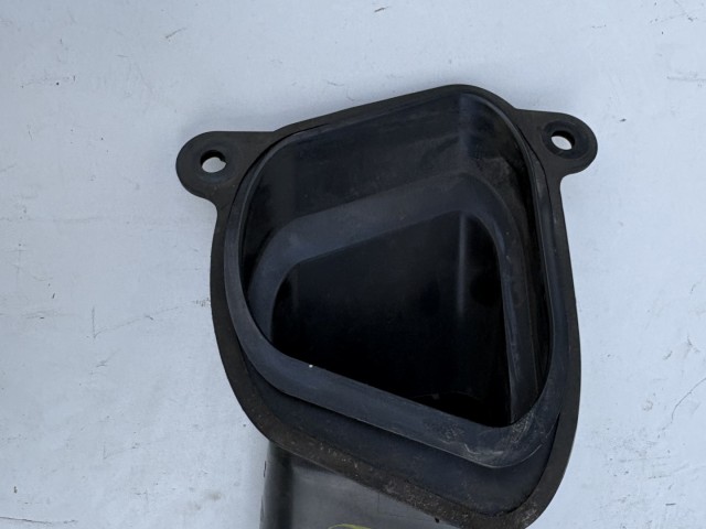 Opel Zafira C 2011-2017 Levegőcső  Használt 