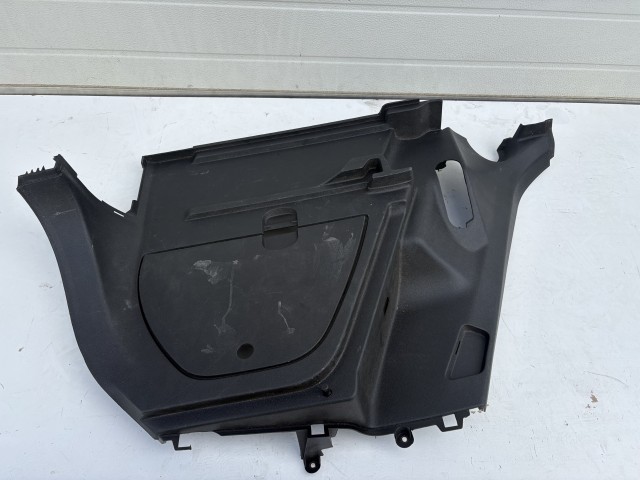 Opel Corsa E Jobb Csomagtér kárpit