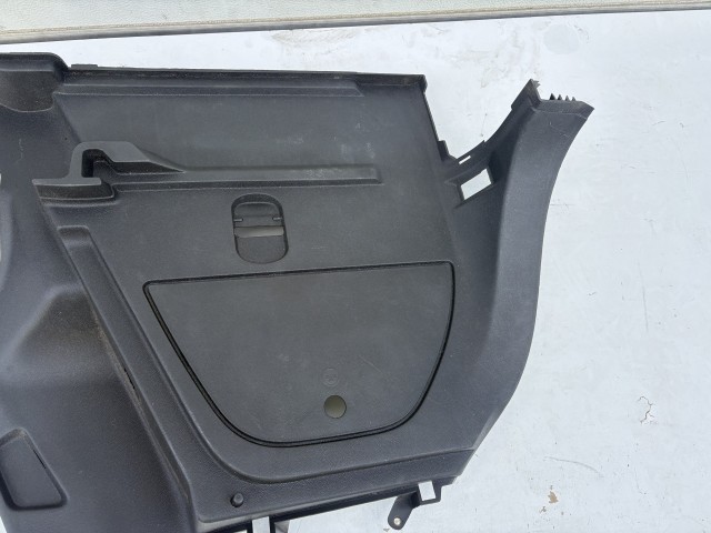 Opel Corsa E Bal Csomagtér kárpit