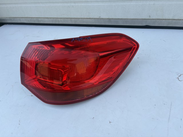 17509 Opel Astra J Kombi Jobb hátsó Lámpa