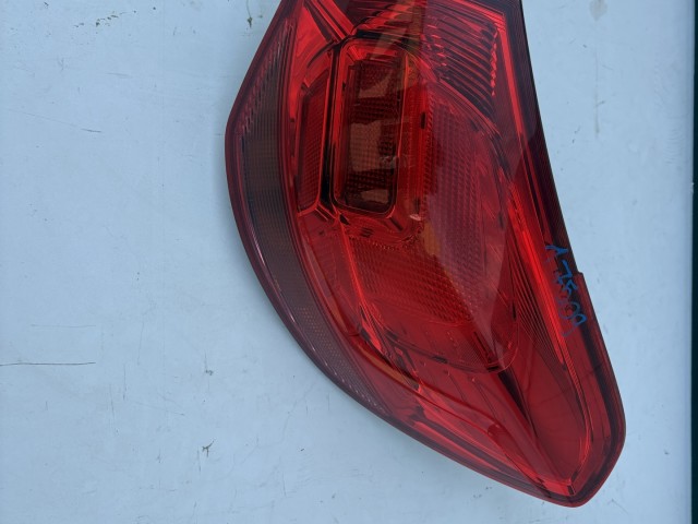 17509 Opel Astra J Kombi Jobb hátsó Lámpa