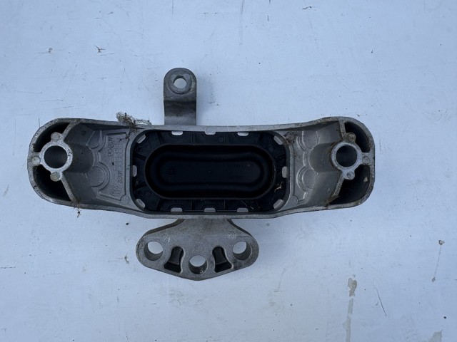 Opel Astra J 1.4 szívó Benzin A14xer motortartó bak