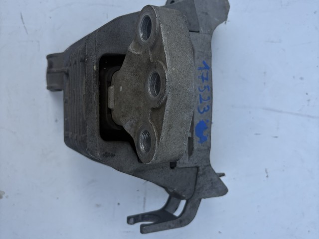 Opel Astra J 1.4 szívó Benzin A14xer motortartó bak