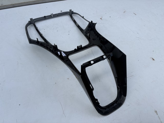 Opel Astra J 2009-2015 Középkonzol keret Használt
