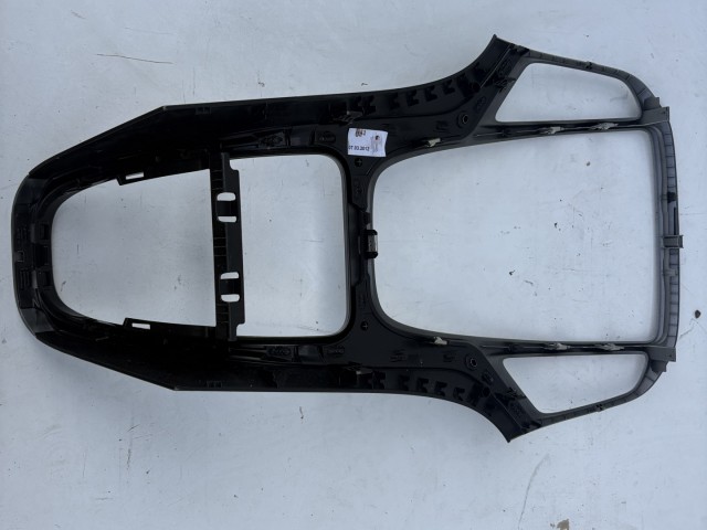 Opel Astra J 2009-2015 Középkonzol keret Használt