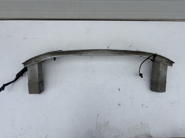 Opel Astra J 2009-2015 első Lökhárító merevítő