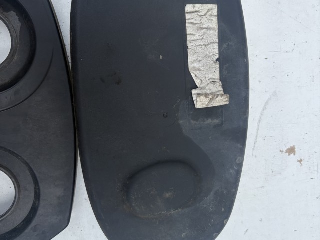 Opel Astra J 2009-2015 Vezérmű burkolat A16xer B16xer