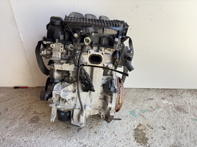 Opel Corsa F 1.2 benzin F12XEL EB2FAD Motor