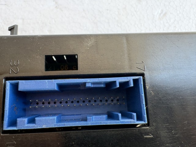 Opel Astra H 2004-2010 Infócenter, Közép kijelző Használt