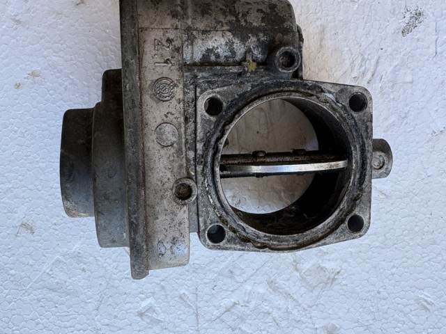 Opel Astra H z17dtr 1.7 cdti Fojtószelep