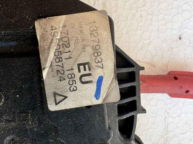 Opel Meriva B 2010-2017 jobb hátsó Ajtózár 13279837